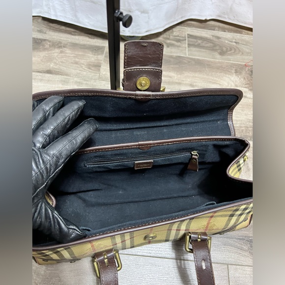 Burberry Rare and Vintage Haymarket Check Shoulder Bag - Picture 7 of 11